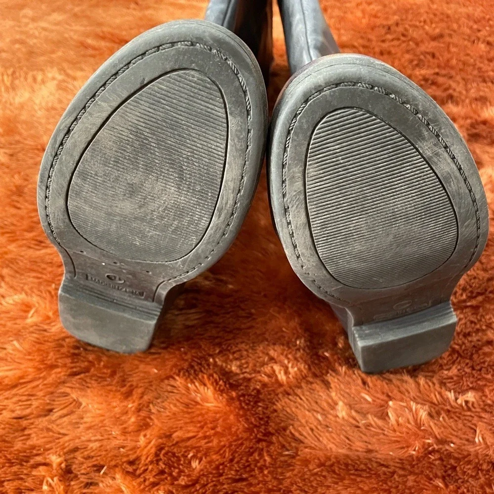 Journeen Collection Renaissance Revival Gray Knee High Leather Rider Boots